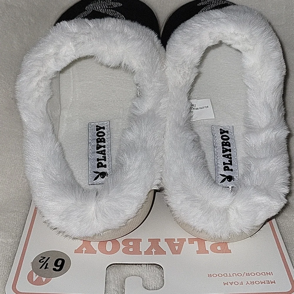Playboy Black and White Slippers - Picture 4 of 8